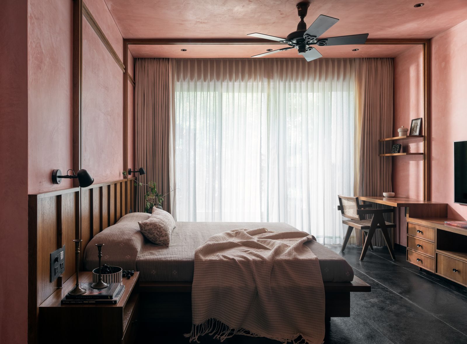 Gradients of the Earth — Residential — Pune